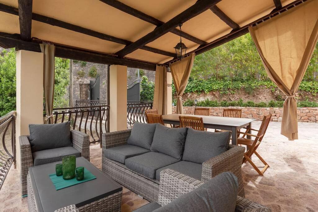 Villa Gina Umbria Luxury Retreat Sant'Anatolia di Narco Exterior photo